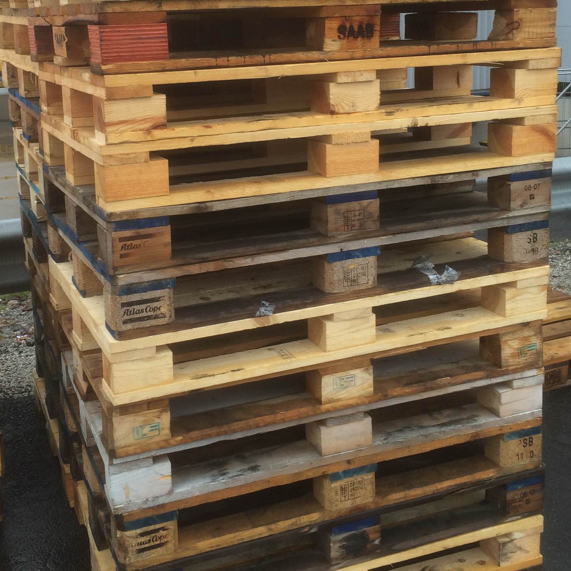 Industripall. nr 2260. 